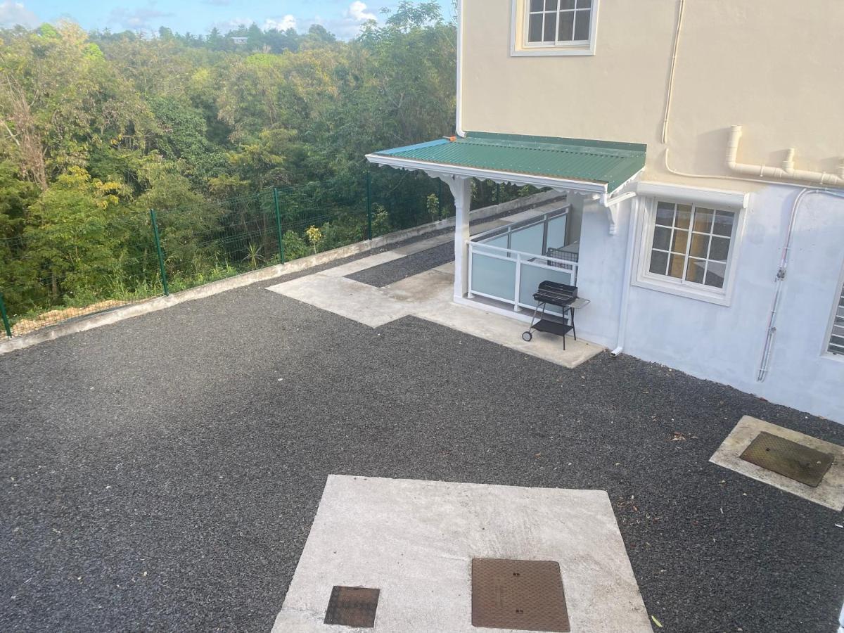 Appartement Le Domaine De Kazo Kilou Titine à Le Gosier  Extérieur photo